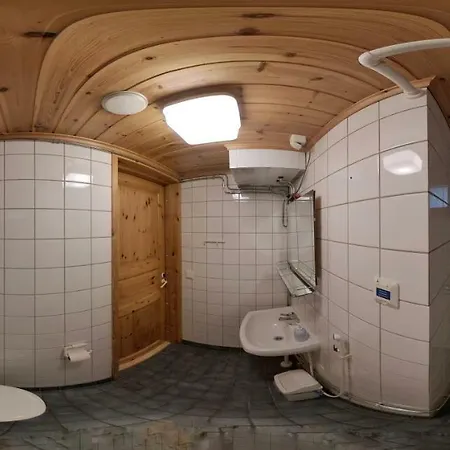 Holiday home Log *
